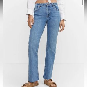 NWT Mango medium-rise straight leg jeans with slits